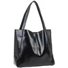Verde Women's handbag 2 in 1 16-7504 Juodas