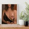 Moteris su bokalu 40*50 cm