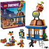 LEGO® Fortnite® „Durrr Burger“ restoranas Žaislas 77076