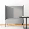 Aukštos nugaros sofa Debesų pilka 109 x 56 x 121 cm audinys
