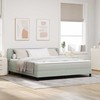 Kiemas lova su galvūgalio Šviesiai pilka 180 x 200 cm Aksomas