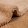 Neslystantis kilimas iš dirbtinio triušio kailio OLITE Taupe