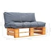 Sodo sofa iš palečių su pilkomis pagalvėlėmis, pušies mediena