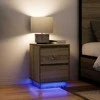 Spintelės prie lovos su LED lemputėmis 2 vnt Sonoma ąžuolas