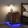 Spintelės prie lovos su LED lemputėmis 2 vnt Rūkytas ąžuolas