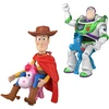 Disney Toy Story 5 PlayScale figūrėlių rinkinys Čiapas Bzas Astralas Hi-Tech + du arkliukai