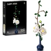 Konstruktoriaus kaladėlės CaDA Gėlės gėlių rinkinys Serene Indigo 47,9 cm C59033W 324 elementai