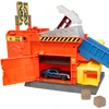 Mattel MATCHBOX MOVIE Smalley’s automobilių traiškymo garažas su trasa (JMG56)