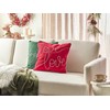 Beliani Dekoratyvinė pagalvė SIDERASIS Velvet 45 x 45 cm Raudona Su užrašais