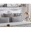 Beliani Rinkinys 2 dekoratyvinės pagalvės MOTARI Velvet 30 x 50 cm Kamuolys Geometrinis raštas