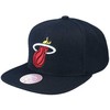 Mitchell & Ness NBA Miami Heat Top Spot Snapback kepuraitė HHSS2976-MHEYYPPPBLCK