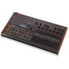 Behringer Ceeda LM DRUM hibridinis sintezatorius