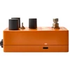 Universal Audio Universalus garso UAFX Flow Vintage Tremolo pedalas