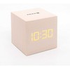 Evelatus EMC02 Digitāls koka kuba Pulkstenis Modinātājs ar termometru + USB adapteris Balts