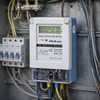 Qoltec Jednofazowy elektroninis licznik prądu | miernik zużycia energii | 230V | 5(60)A | LCD