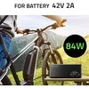 „Qoltec Fast“ įkroviklis elektriniam dviračiui 36V | 42V | 2A | Bosch 3 kontaktų kištukas + maitinimo laidas
