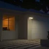 Sieninis šviestuvas V-tac 15W LED paviršinis šviestuvas su saulės baterija ir judesio davikliu, baltas, 4000/6000K