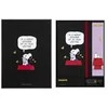 Moleskine „Peanuts“ dovanų rinkinys: užrašų knygelė su legendiniu „Peanuts“ paveikslu ir 12 „Blackwing“ pieštukų su drožtuku.