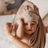 Monroe BabyOno rankšluostis su gobtuvu bambukinis 100x100 tamsiai kreminis 1553/06