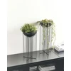 Beliani 2 vazonų su kojelėmis rinkinys FICARIA Metal 22 cm Juodas