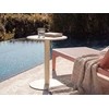Beliani Sodo kavos staliukas VITTUONE 50 cm 50 cm metalinis smėlio spalvos