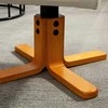 HOMCOM atlenkiamas masažinis fotelis su taburete ir daiktadėže Televizoriaus fotelis su atlenkimo funkcija 360° pasukamas su šonine kišene, odos imitacija 80 x 86 x 99 cm, kreminės spalvos, baltas