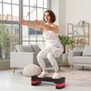 "HOMCOM step board" aerobikos treniruoklis, reguliuojamo aukščio su 3 lygiais (10/15/20 cm) fitneso treniruoklis, skirtas patalpoms lauke, kurio keliamoji galia iki 150 kg, raudonas