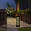 Outsunny Automatinis LED sodo šviestuvas, juodas, 15,5x15,5x46cm