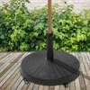 Outsunny saulės skėčio stovas, laikiklis, pagrindas 25 kg, rotango išvaizda, skėčiams Ø38/48 mm, su ratukais, sintetinė derva + metalas, Ø52 x 41 cm
