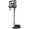 SPORTNOW krepšinio lankas lauke, reguliuojamas krepšio aukštis 230-305 cm, krepšinio stovas su 110 x 75 cm nedūžtančia galine sienele su ratukais, spyruoklinis krepšys, svoris suaugusiesiems