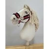 Super Hobby Horse Reguliuojamas kantaras hobi arkliukui – burgundinis su juoda pūkine apdaila