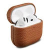Accezz natūralios odos dėklas, skirtas AirPods 5 / 4 – konjako spalvos
