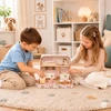 Lėlių namelis lagaminėlyje, dviaukštis, su mediniais baldais, 20 priedų rinkinys ECOTOYS