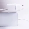 Maxlife MXTC-06-20AC PD QC įkroviklis 1x USB-C 1x USB 20W baltas + USB-C – Lightning laidas 20W
