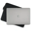 Pipetto Classic Fit Sleeve, juodas – Apple MacBook Neo 13 (A18 Pro)