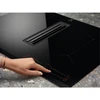 80 cm pločio kaitlentė su integruotu gartraukiu Electrolux KCC83443