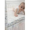Baby Matex Medvilninė paklodė su elastine juostele 70x140 su gėlėmis vaikiškam loveliui