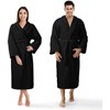 Medvilninis frotinis chalatas, unisex viešbučio stiliaus, 450 g/m² svoris, iki kelių su kišenėmis, juodas, minkštas chalatas namams