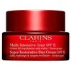 Clarins Super Restorative Day Kreminis Day Kreminis moterims, 50 ml