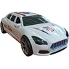 Automobilis su garsais ir šviesomis