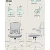 Songmics Ergonomiška biuro kėdė su tinkleliu ir 53 cm sėdyne šviesiai pilka
