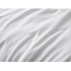 Kreminis mikropluošto dygsniuotas užtiesalas 200x220 cm, taškuotas raštas, lengvas lovos pledas, minkšta jauki danga lovai sofai, namų tekstilė