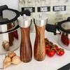 Starke Pro Rankinių malūnėlių rinkinys druskai ir pipirams, akacijos mediena, reguliuojamas malimas, medinis prieskonių malūnėlių komplektas, druskos ir pipirų malimo duetas, virtuvės reikmenys