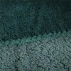 Eurofirany Tamsiai žalias dirbtinio kailio dekoratyvinis užtiesalas 220x240 cm, didelis sofos ir lovos uždangalas, minkštas jaukus pledas, namų dekoro aksesuaras, stilinga lovatiesė Lovatiesė