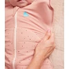 Love To Dream Vystyklavimo apklotas Swaddle UP – M dydis – 2.5 TOG – rožiniais taškeliais