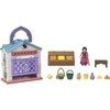 Teka „Disney Wish“ – „Mini Doll Playset“ – „Dahlia's Rosas Marketplace“ (HRH74)