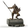 Iron Studios Žiedų valdovas – šarvuotų orkų statulos meno skalė 1/10