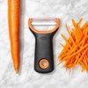 OXO Good Grips Julienne oranžinė