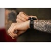 FORCELL F-DESIGN FS06 apyrankė skirta Samsung Watch 22 mm juodos spalvos
