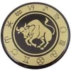 Hobilt Jaučio zodiako magnetas šaldytuvui, emaliuotas, auksinis, 6 cm – dovana Jaučiui